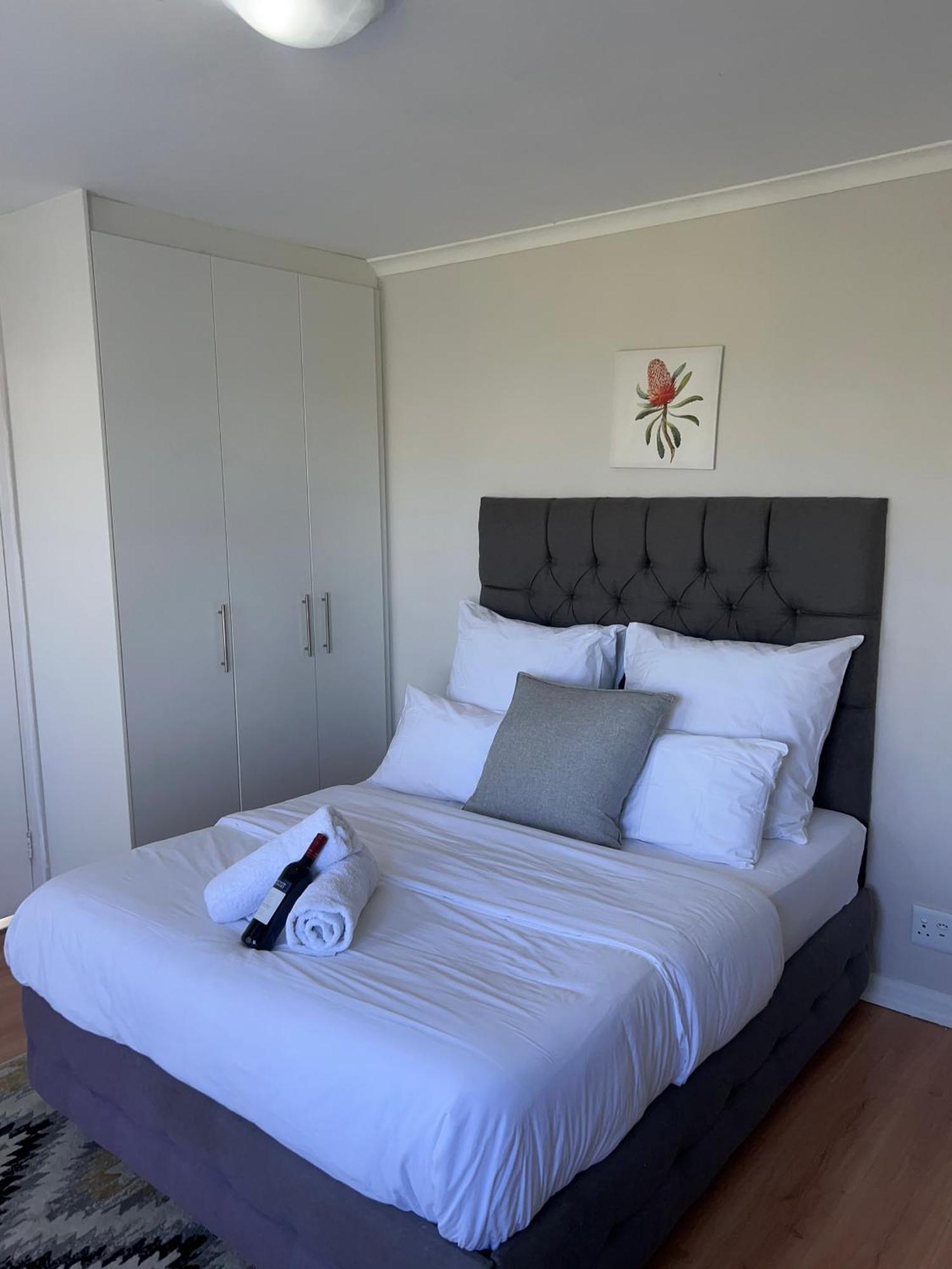 House 72 Hotel เคปทาวน์ ภายนอก รูปภาพ